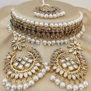 Kundan choker